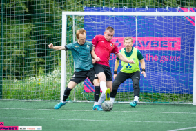 <a href="https://st.getinfootball.com/albums/1078024/6303688912f37_1920.jpg" target="_blank">Завантажити оригінал</a>