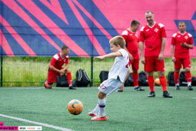 <a href="https://st.getinfootball.com/albums/1078106/630cb007eda51_1920.jpg" target="_blank">Завантажити оригінал</a>