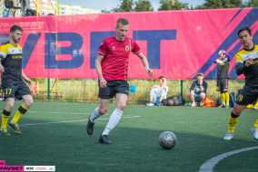 <a href="https://st.getinfootball.com/albums/1078204/63174240ae330_1920.jpg" target="_blank">Завантажити оригінал</a>