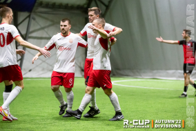 <a href="https://st.getinfootball.com/albums/1078475/633211910271b_1920.jpg" target="_blank">Завантажити оригінал</a>