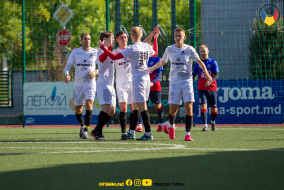 <a href="https://st.getinfootball.com/albums/1078495/633361900c778_1920.jpg" target="_blank">Descarcă</a>