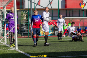 <a href="https://st.getinfootball.com/albums/1078495/633362141e7c1_1920.jpg" target="_blank">Descarcă</a>