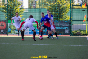 <a href="https://st.getinfootball.com/albums/1078495/63336299112c3_1920.jpg" target="_blank">Descarcă</a>