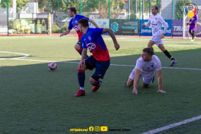 <a href="https://st.getinfootball.com/albums/1078495/63336489eb721_1920.jpg" target="_blank">Descarcă</a>