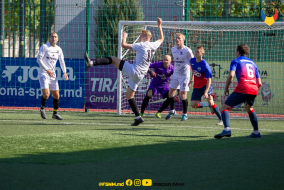 <a href="https://st.getinfootball.com/albums/1078495/6333649904860_1920.jpg" target="_blank">Descarcă</a>