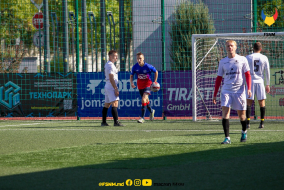 <a href="https://st.getinfootball.com/albums/1078495/633364cc22aad_1920.jpg" target="_blank">Descarcă</a>