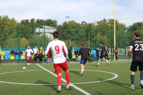 <a href="https://st.getinfootball.com/albums/1078603/633f33dee1af4_1920.jpg" target="_blank">Завантажити оригінал</a>