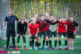 <a href="https://st.getinfootball.com/albums/1078634/6345372f0cc2a_1920.jpg" target="_blank">Завантажити оригінал</a>