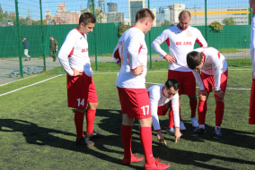 <a href="https://st.getinfootball.com/albums/1078655/63465f233c903_1920.jpg" target="_blank">Завантажити оригінал</a>