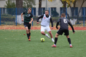 <a href="https://st.getinfootball.com/albums/1078857/63592f6ff311d_1920.jpg" target="_blank">Завантажити оригінал</a>