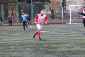 <a href="https://st.getinfootball.com/albums/1078875/635947f7d3877_1920.jpg" target="_blank">Завантажити оригінал</a>