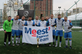 <a href="https://st.getinfootball.com/albums/1079192/637cc435a05ed_1920.jpg" target="_blank">Завантажити оригінал</a>