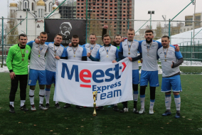<a href="https://st.getinfootball.com/albums/1079192/637cc441c578d_1920.jpg" target="_blank">Завантажити оригінал</a>