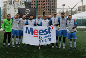 <a href="https://st.getinfootball.com/albums/1079192/637cc445abfac_1920.jpg" target="_blank">Завантажити оригінал</a>