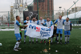 <a href="https://st.getinfootball.com/albums/1079192/637cc461ce602_1920.jpg" target="_blank">Завантажити оригінал</a>