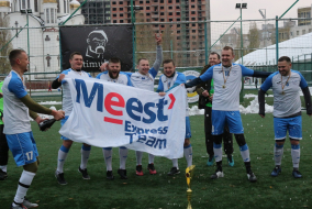 <a href="https://st.getinfootball.com/albums/1079192/637cc47a84e6a_1920.jpg" target="_blank">Завантажити оригінал</a>