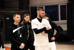 <a href="https://st.getinfootball.com/albums/1079591/63ad6bc6769cf_1920.jpeg" target="_blank">Завантажити оригінал</a>