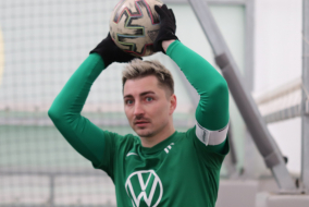 <a href="https://st.getinfootball.com/albums/1079610/63b93ecc7f735_1920.jpg" target="_blank">Завантажити оригінал</a>