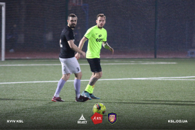 <a href="https://st.getinfootball.com/albums/1080762/6421936064277_1920.jpg" target="_blank">Завантажити оригінал</a>