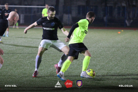 <a href="https://st.getinfootball.com/albums/1080762/6421937685f30_1920.jpg" target="_blank">Завантажити оригінал</a>