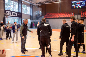 <a href="https://st.getinfootball.com/albums/1080905/642dc1e004300_1920.jpg" target="_blank">Завантажити оригінал</a>