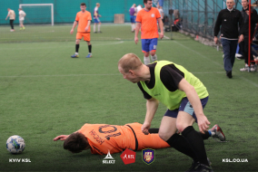 <a href="https://st.getinfootball.com/albums/1080932/643442bc21572_1920.jpg" target="_blank">Завантажити оригінал</a>