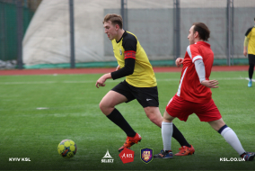 <a href="https://st.getinfootball.com/albums/1080936/643447ffae4e7_1920.jpg" target="_blank">Завантажити оригінал</a>