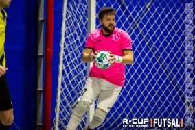 <a href="https://st.getinfootball.com/albums/1080940/64352a5b1dadb_1920.jpg" target="_blank">Завантажити оригінал</a>