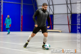 <a href="https://st.getinfootball.com/albums/1080944/64352f3280bc5_1920.jpg" target="_blank">Завантажити оригінал</a>