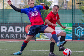 <a href="https://st.getinfootball.com/albums/1081011/64397efbd6387_1920.jpg" target="_blank">Descarcă</a>