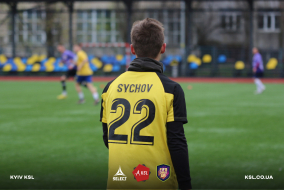 <a href="https://st.getinfootball.com/albums/1081017/643a834fcd501_1920.jpg" target="_blank">Завантажити оригінал</a>