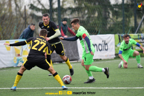 <a href="https://st.getinfootball.com/albums/1081022/643e316b18777_1920.jpg" target="_blank">Descarcă</a>