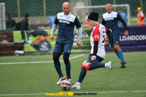 <a href="https://st.getinfootball.com/albums/1081025/643e3614cfdfd_1920.jpg" target="_blank">Descarcă</a>