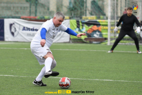 <a href="https://st.getinfootball.com/albums/1081026/643e388385e35_1920.jpg" target="_blank">Descarcă</a>