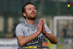 <a href="https://st.getinfootball.com/albums/1081032/643e49b687d20_1920.jpg" target="_blank">Descarcă</a>