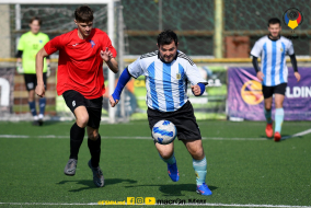 <a href="https://st.getinfootball.com/albums/1081034/643e4e7725017_1920.jpg" target="_blank">Descarcă</a>