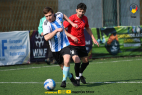<a href="https://st.getinfootball.com/albums/1081034/643e4e91135f4_1920.jpg" target="_blank">Descarcă</a>