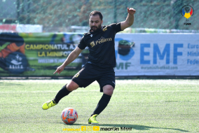 <a href="https://st.getinfootball.com/albums/1081037/643e50a61aa17_1920.jpg" target="_blank">Descarcă</a>