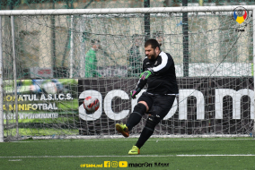 <a href="https://st.getinfootball.com/albums/1081043/643e593880696_1920.jpg" target="_blank">Descarcă</a>