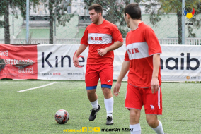 <a href="https://st.getinfootball.com/albums/1081045/643e5a7b73fd8_1920.jpg" target="_blank">Descarcă</a>