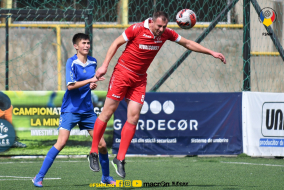 <a href="https://st.getinfootball.com/albums/1081049/643e5d0a14743_1920.jpg" target="_blank">Descarcă</a>