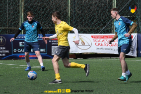 <a href="https://st.getinfootball.com/albums/1081053/643e6061c7747_1920.jpg" target="_blank">Descarcă</a>