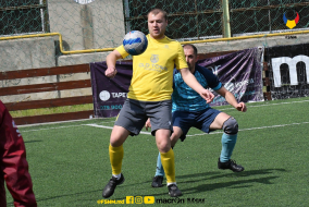 <a href="https://st.getinfootball.com/albums/1081053/643e606a17f49_1920.jpg" target="_blank">Descarcă</a>