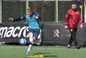 <a href="https://st.getinfootball.com/albums/1081053/643e606fe3b66_1920.jpg" target="_blank">Descarcă</a>