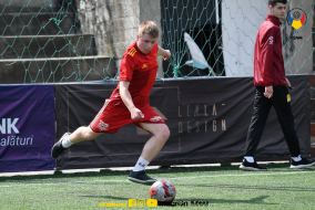 <a href="https://st.getinfootball.com/albums/1081056/643e625569e68_1920.jpg" target="_blank">Descarcă</a>