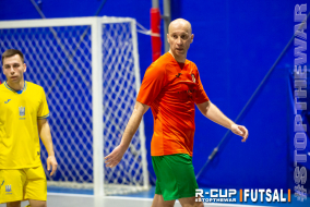 <a href="https://st.getinfootball.com/albums/1081132/6446f6a0ae414_1920.jpg" target="_blank">Завантажити оригінал</a>