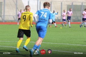 <a href="https://st.getinfootball.com/albums/1081135/644801144142e_1920.jpg" target="_blank">Завантажити оригінал</a>