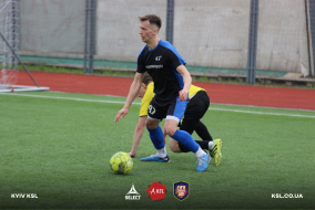<a href="https://st.getinfootball.com/albums/1081139/644806c020127_1920.jpg" target="_blank">Завантажити оригінал</a>