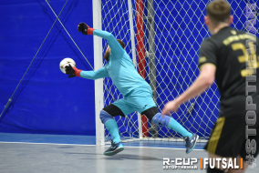 <a href="https://st.getinfootball.com/albums/1081235/6450c00d5d940_1920.jpg" target="_blank">Завантажити оригінал</a>