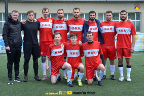 <a href="https://st.getinfootball.com/albums/1081325/6459139086133_1920.jpg" target="_blank">Descarcă</a>